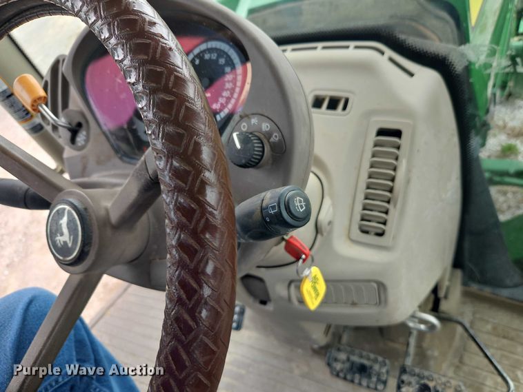 image for item EO7205 John Deere 6125R MFWD tractor