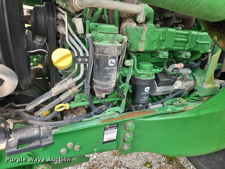 image for item EO7205 John Deere 6125R MFWD tractor