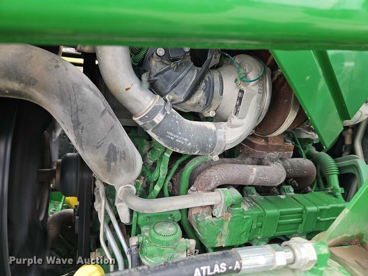 image for item EO7205 John Deere 6125R MFWD tractor