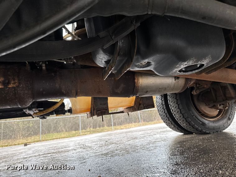 image for item EQ5001 2014 Ford F450 Super Duty dump flatbed truck