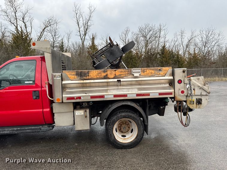 image for item EQ5001 2014 Ford F450 Super Duty dump flatbed truck