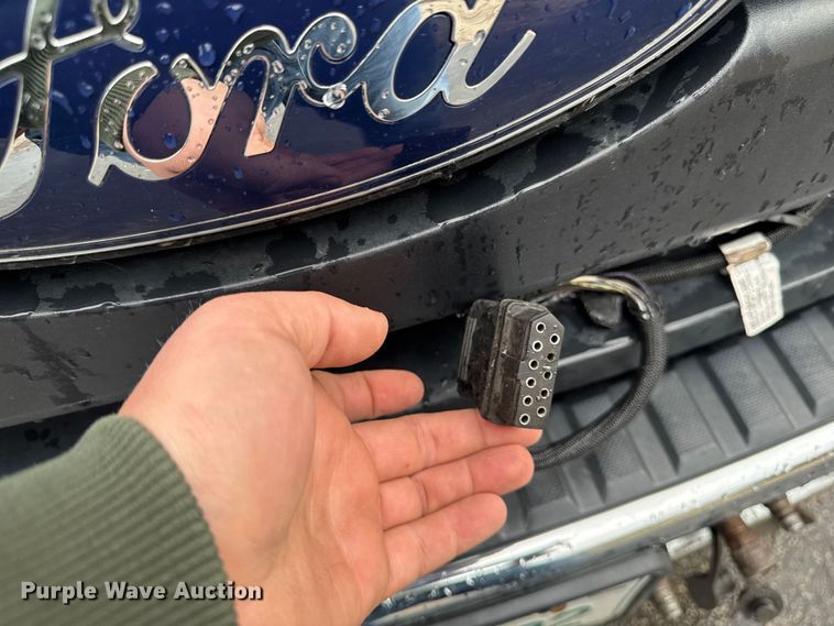 image for item EQ5001 2014 Ford F450 Super Duty dump flatbed truck