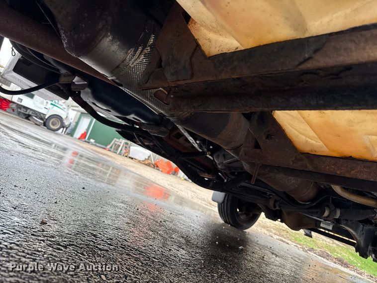 image for item EQ5001 2014 Ford F450 Super Duty dump flatbed truck