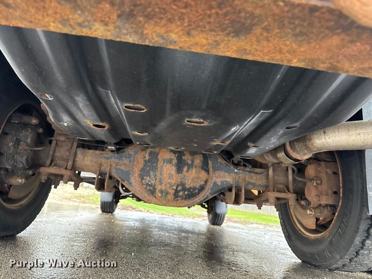 image for item EQ5001 2014 Ford F450 Super Duty dump flatbed truck