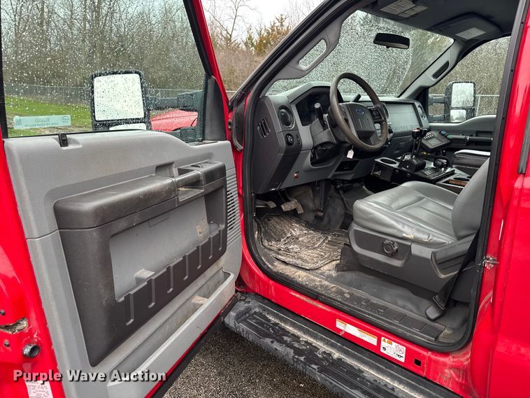 image for item EQ5001 2014 Ford F450 Super Duty dump flatbed truck