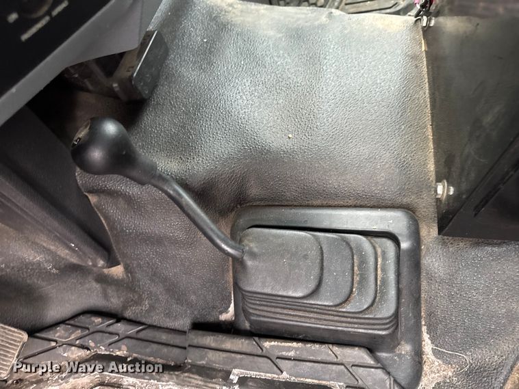 image for item EQ5001 2014 Ford F450 Super Duty dump flatbed truck