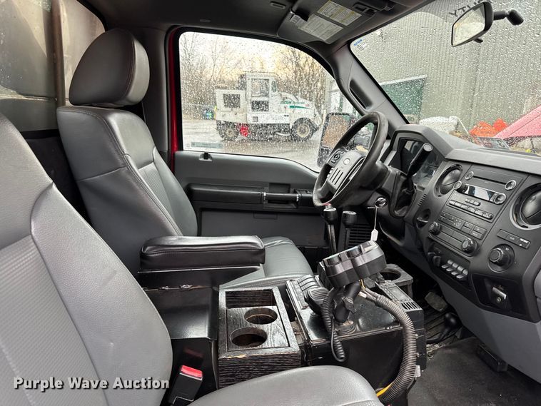 image for item EQ5001 2014 Ford F450 Super Duty dump flatbed truck