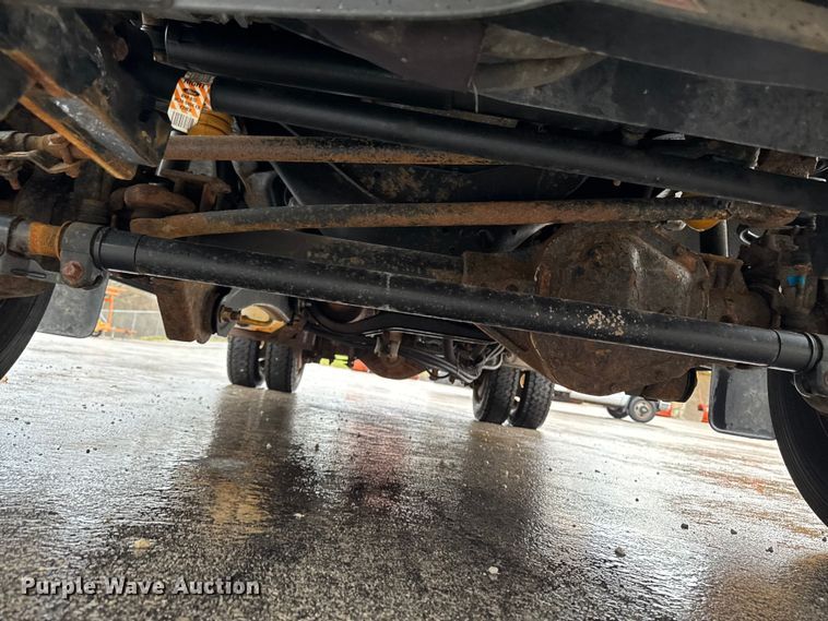 image for item EQ5001 2014 Ford F450 Super Duty dump flatbed truck