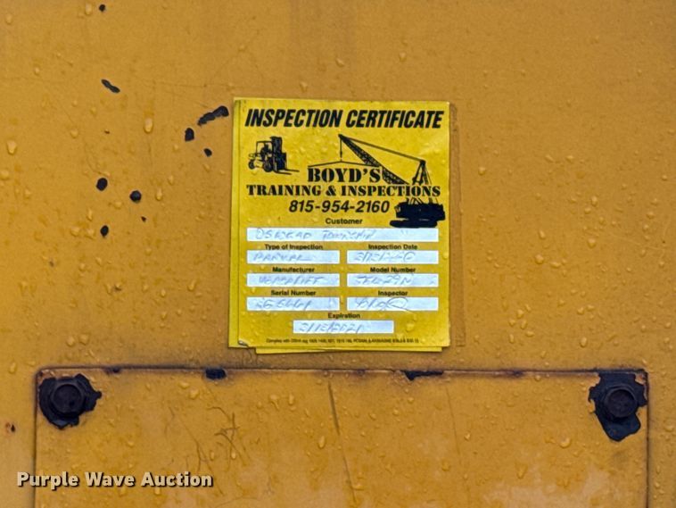 image for item EQ5004 1997 Chevrolet C3500 bucket truck