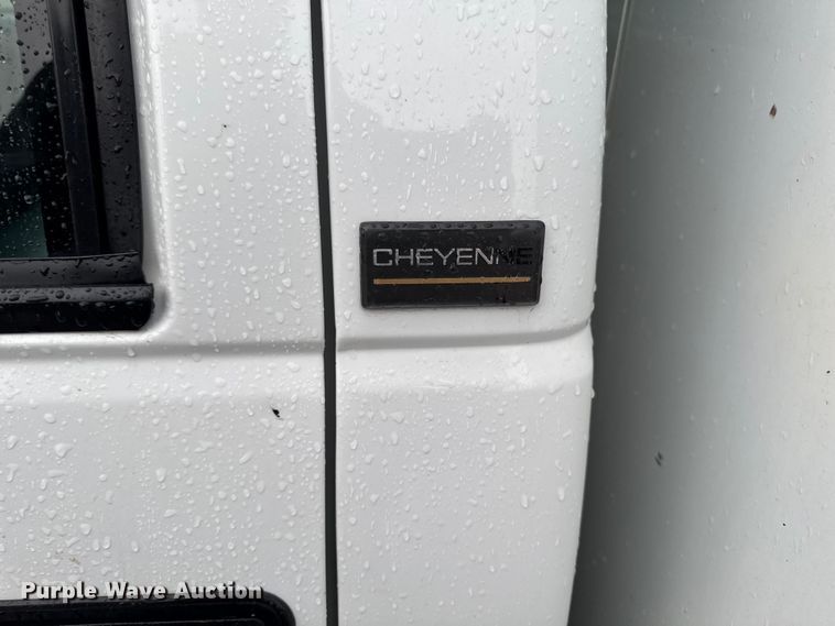 image for item EQ5004 1997 Chevrolet C3500 bucket truck