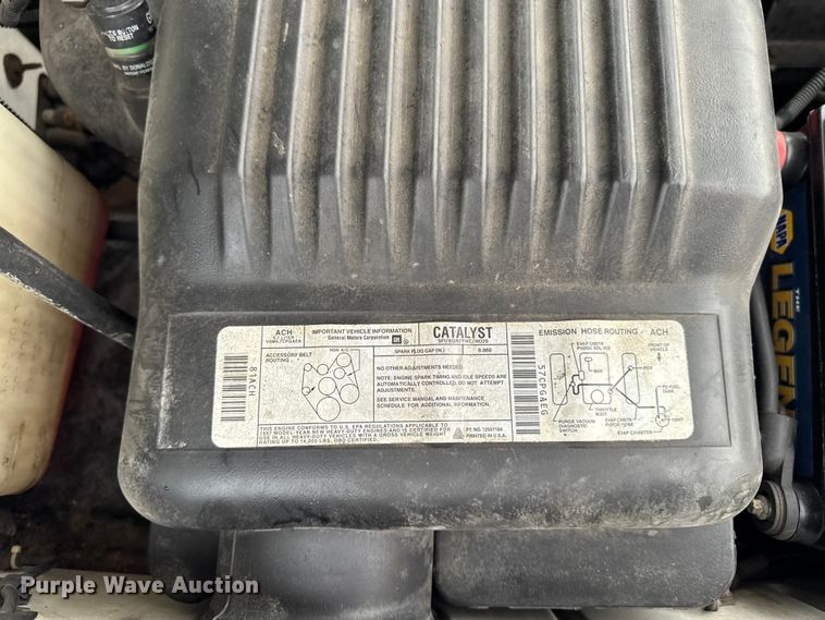 image for item EQ5004 1997 Chevrolet C3500 bucket truck