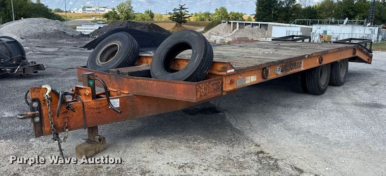 image for item ER0143 1985 Wisconsin 35-20 equipment trailer