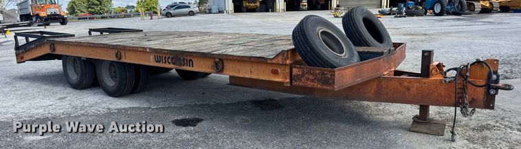 image for item ER0143 1985 Wisconsin 35-20 equipment trailer