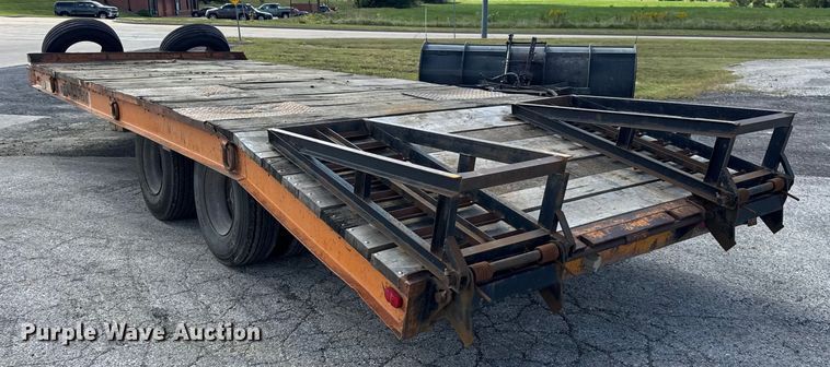 image for item ER0143 1985 Wisconsin 35-20 equipment trailer