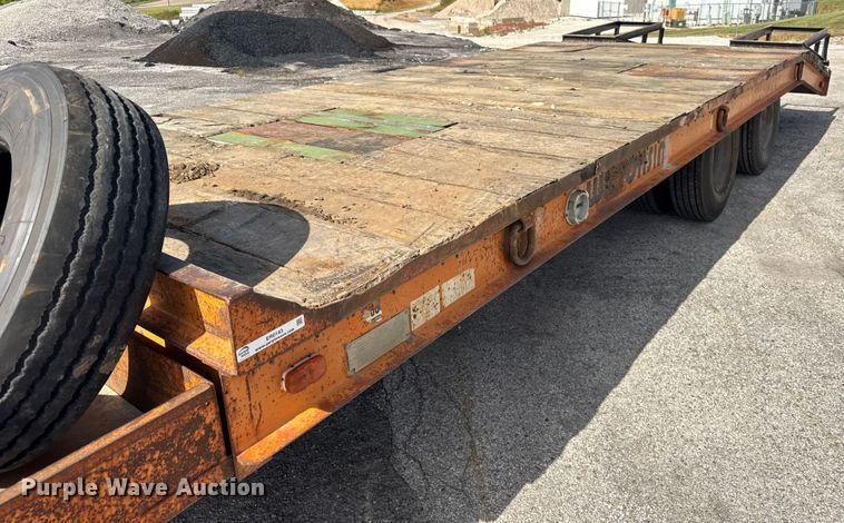 image for item ER0143 1985 Wisconsin 35-20 equipment trailer