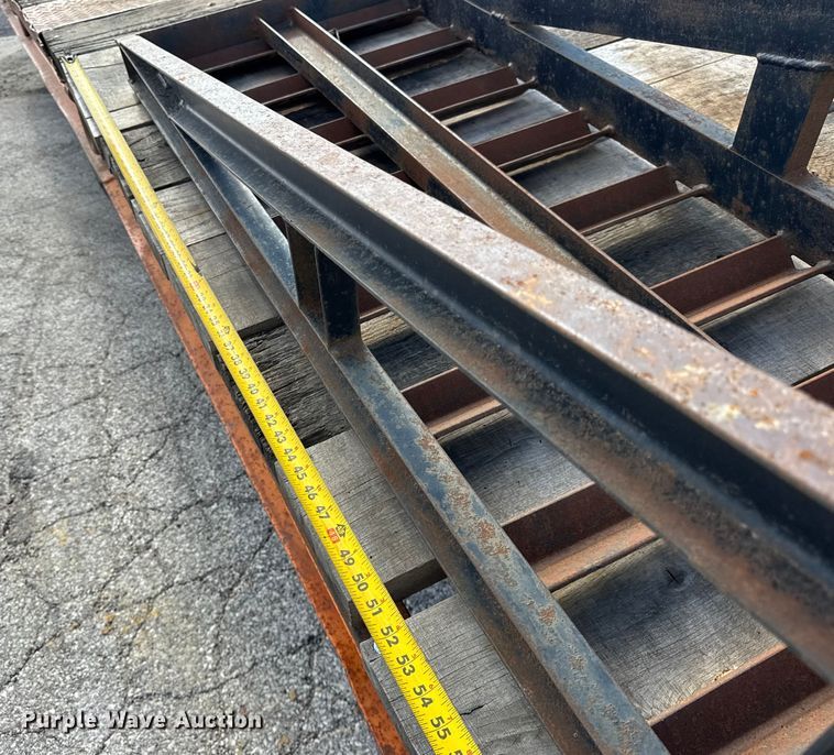 image for item ER0143 1985 Wisconsin 35-20 equipment trailer