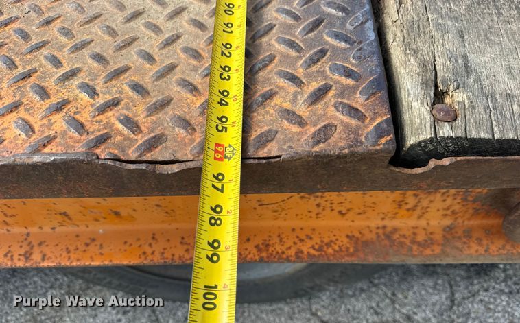 image for item ER0143 1985 Wisconsin 35-20 equipment trailer