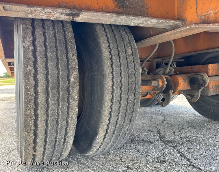 image for item ER0143 1985 Wisconsin 35-20 equipment trailer