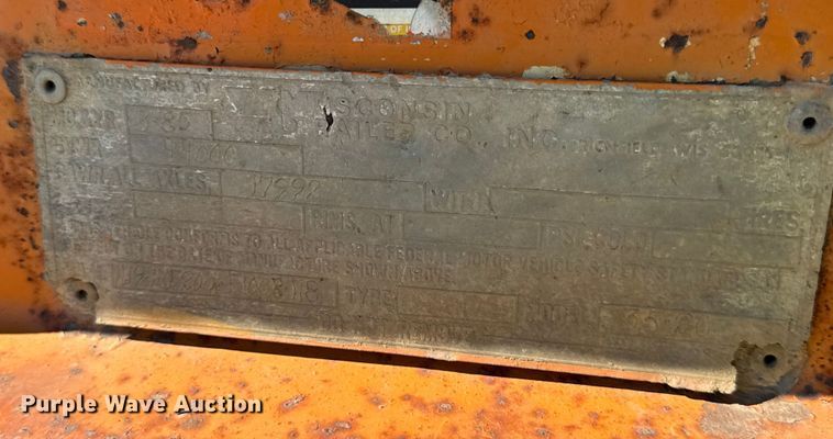 image for item ER0143 1985 Wisconsin 35-20 equipment trailer