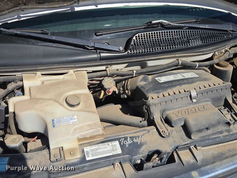 image for item ES2999 1997 Chevrolet Lifeline Express 3500 ambulance