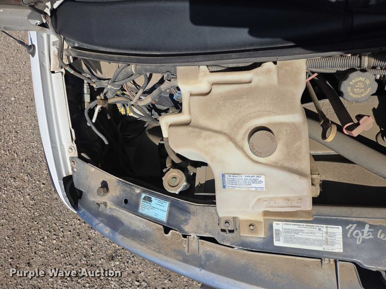 image for item ES2999 1997 Chevrolet Lifeline Express 3500 ambulance