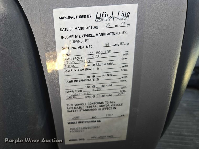 image for item ES2999 1997 Chevrolet Lifeline Express 3500 ambulance