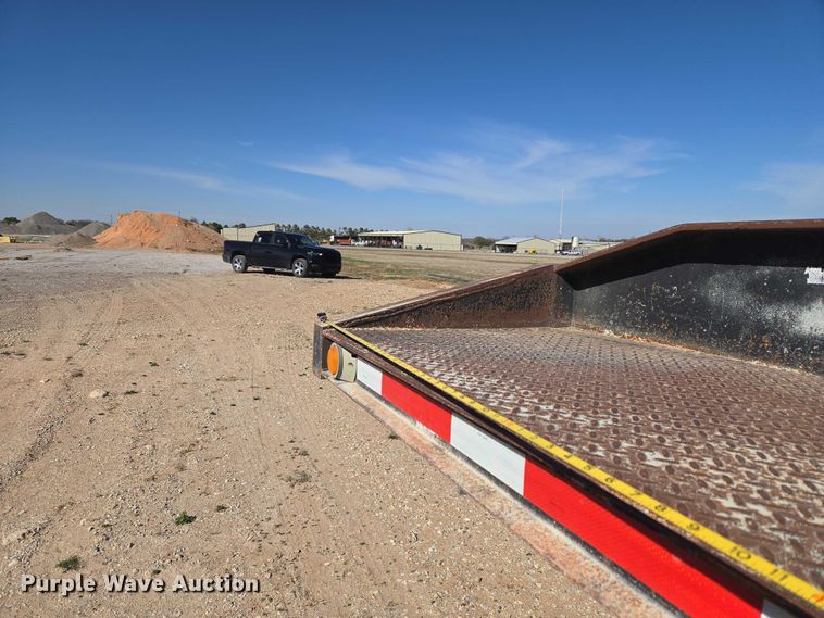 image for item ET1459 1999 Atoka Trailer Mfg. 18-DE-35-2 drop deck equipment trailer