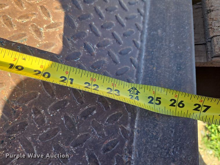 image for item ET1459 1999 Atoka Trailer Mfg. 18-DE-35-2 drop deck equipment trailer