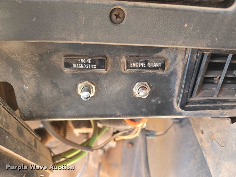 image for item ET1461 2001 International F-4900 dump truck