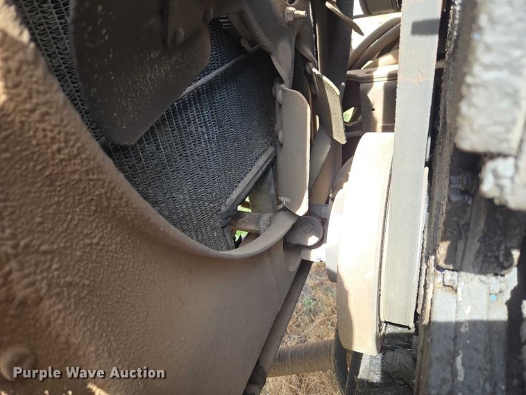 image for item ET1461 2001 International F-4900 dump truck