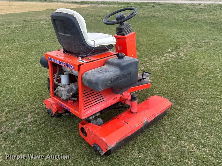 image for item ET1745 Smithco Speed Boss Tournament Ultra greens roller