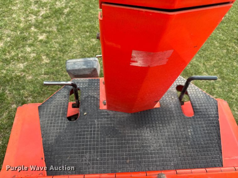 image for item ET1745 Smithco Speed Boss Tournament Ultra greens roller