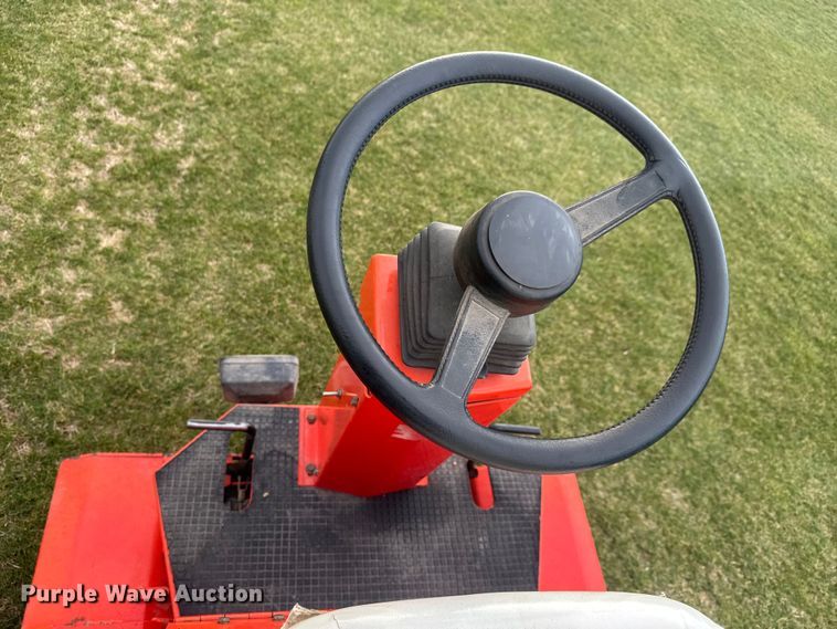 image for item ET1745 Smithco Speed Boss Tournament Ultra greens roller