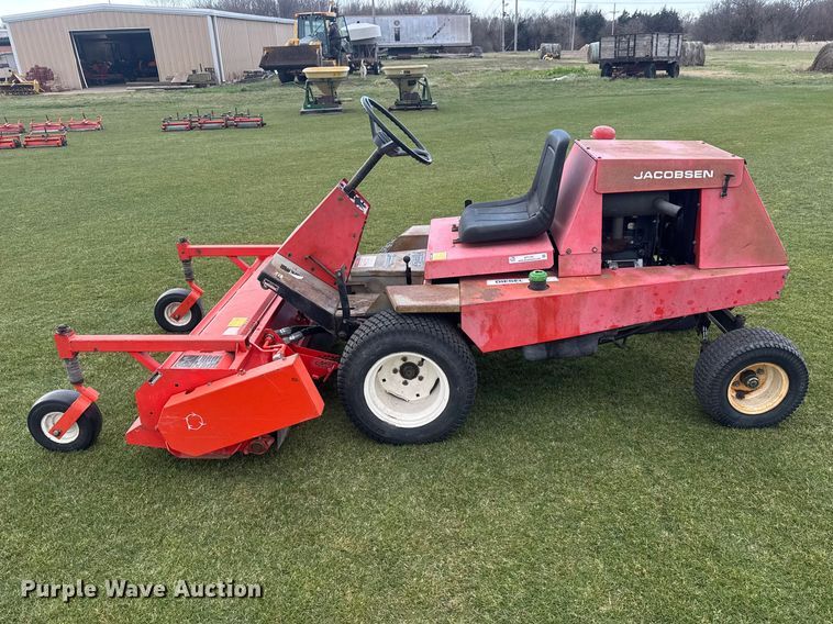 image for item ET1747 Jacobsen Turfcat DW224 flail mower