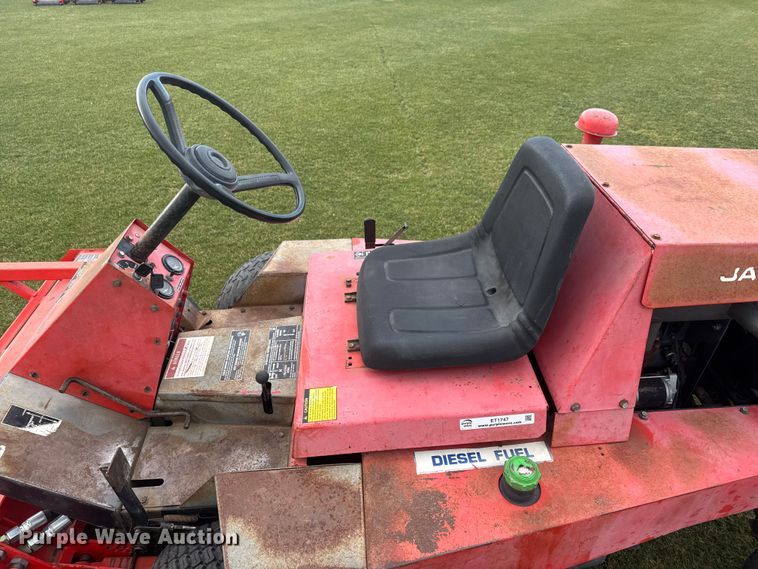 image for item ET1747 Jacobsen Turfcat DW224 flail mower