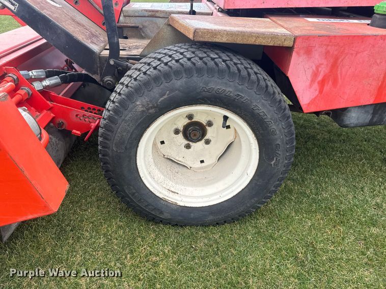 image for item ET1747 Jacobsen Turfcat DW224 flail mower