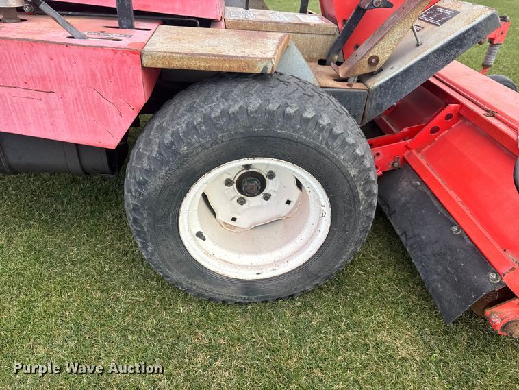 image for item ET1747 Jacobsen Turfcat DW224 flail mower