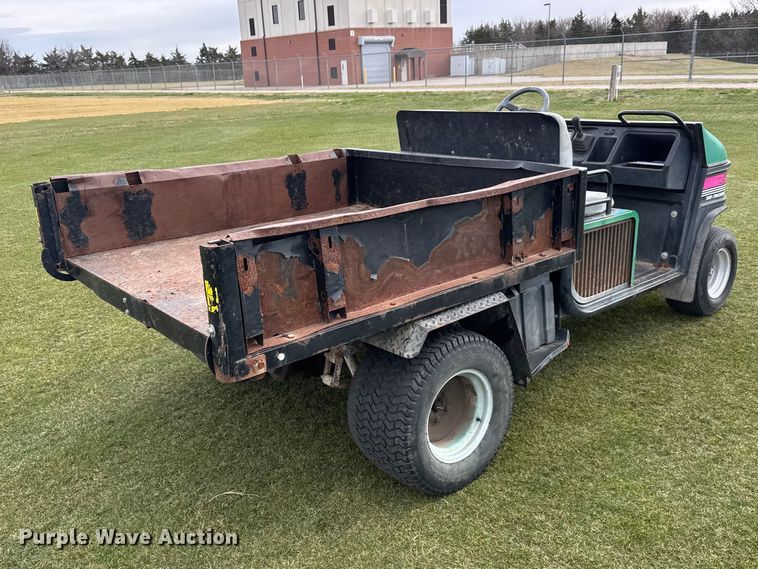 image for item ET1749 1999 Cushman Turf-truckster utility vehicle
