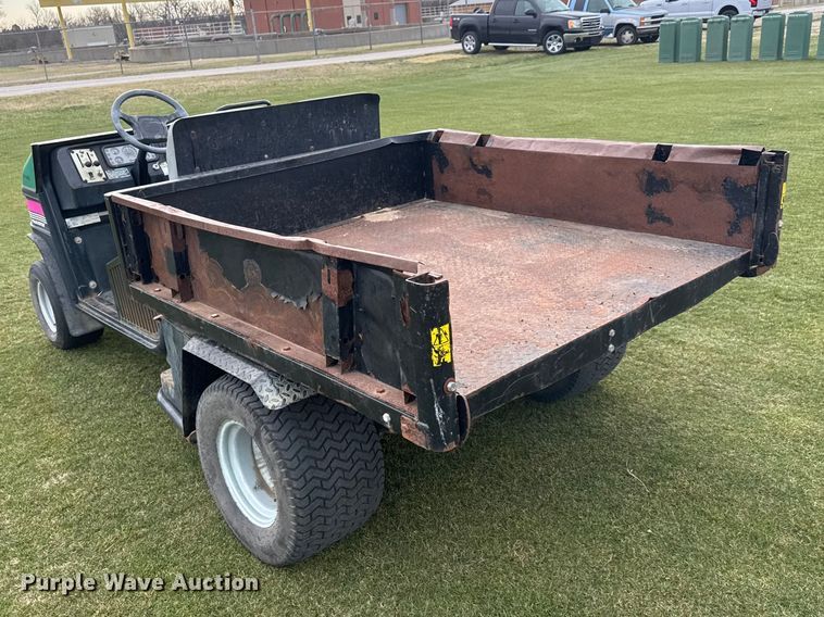 image for item ET1749 1999 Cushman Turf-truckster utility vehicle