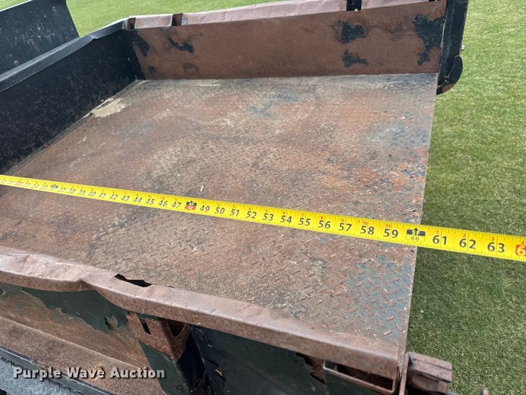 image for item ET1749 1999 Cushman Turf-truckster utility vehicle