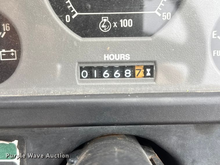 image for item ET1749 1999 Cushman Turf-truckster utility vehicle