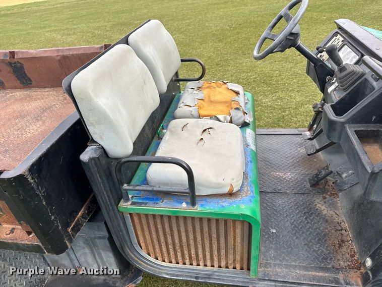 image for item ET1749 1999 Cushman Turf-truckster utility vehicle