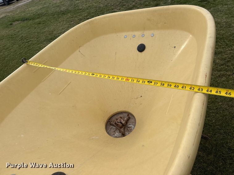 image for item ET1750 1999 Vicon 894613 spreader