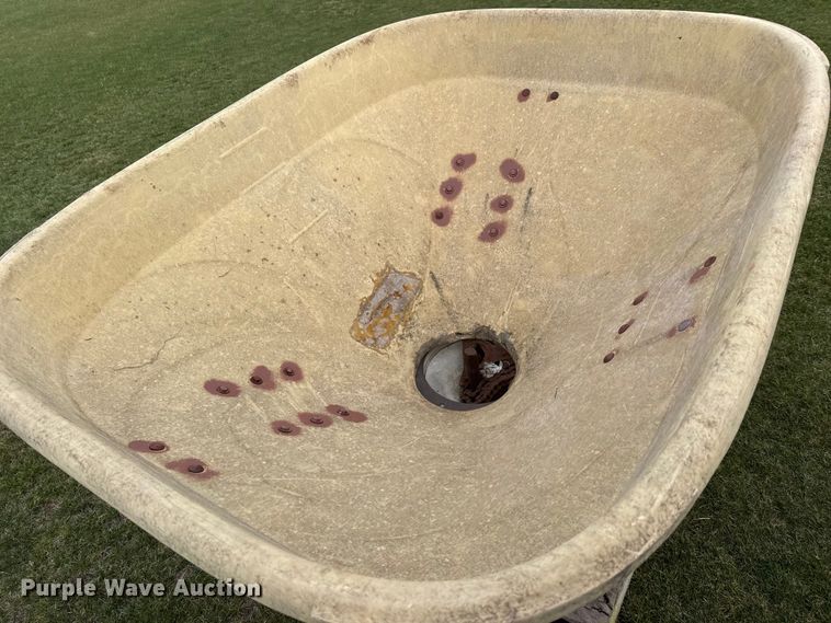 image for item ET1750 1999 Vicon 894613 spreader