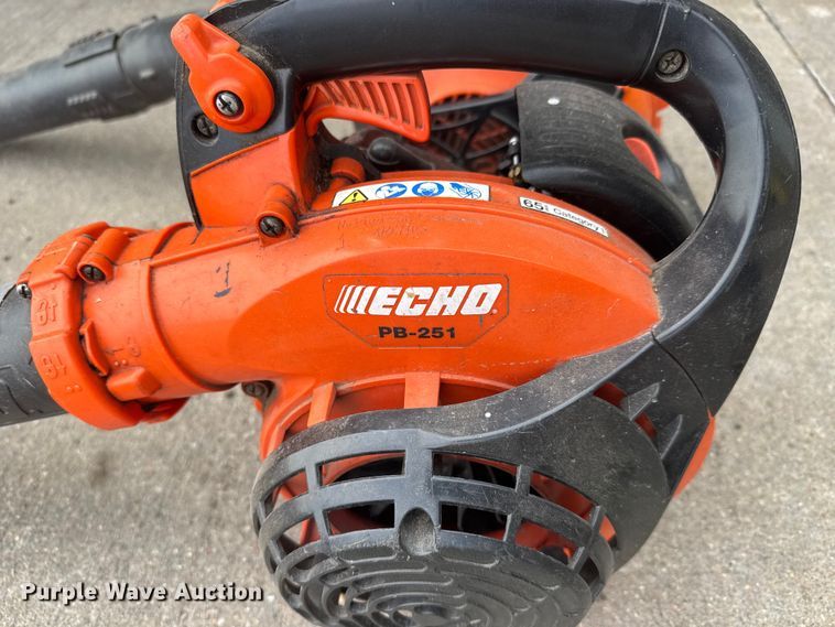 image for item ET1760 (2) Echo leaf blowers