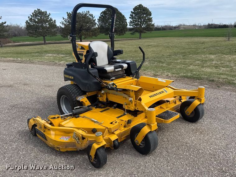 image for item ET1761 2018 Hustler Super 104 ZTR lawn mower