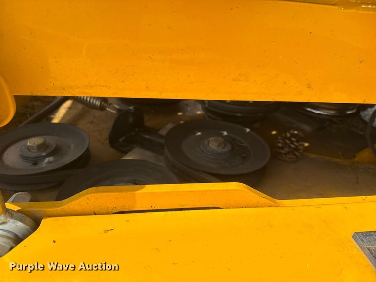 image for item ET1761 2018 Hustler Super 104 ZTR lawn mower