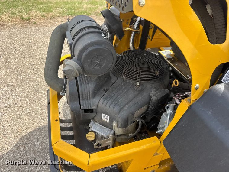 image for item ET1761 2018 Hustler Super 104 ZTR lawn mower