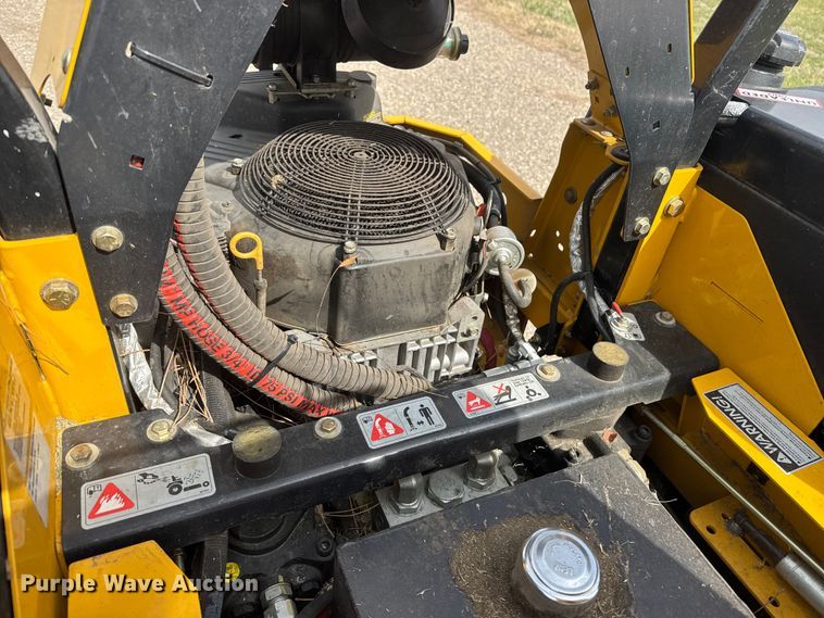 image for item ET1761 2018 Hustler Super 104 ZTR lawn mower