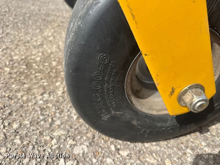 image for item ET1761 2018 Hustler Super 104 ZTR lawn mower